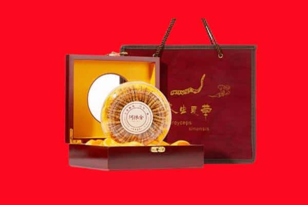 收购资讯:湘西州泸溪回收冬虫夏草是按克吗